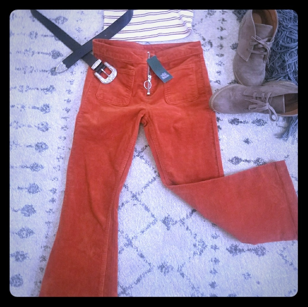 Retro style corduroy pants